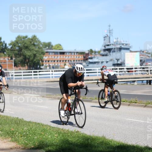 17.08.2025 - KN Förde Triathlon 2025 Yannick Fuchs http://msf.ph/oto/8624583 17.08.2025 11:33:30 Radfahren 280, 284, 311, 329, 339, 341, 350, 371, 374, 633, 642, 280, 284, 296, 327, 601 meine-sportfotos.de