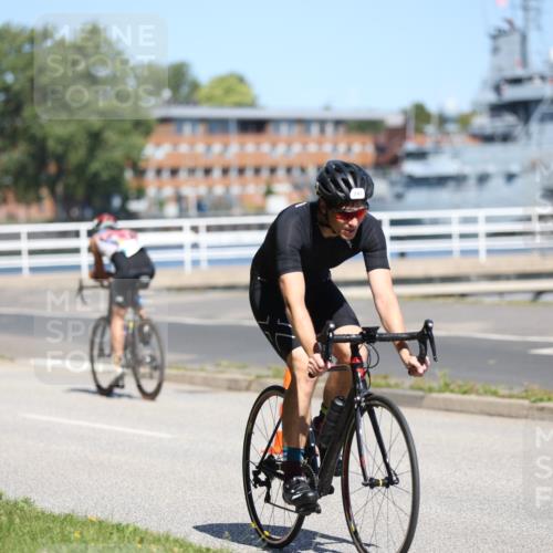 17.08.2025 - KN Förde Triathlon 2025 Yannick Fuchs http://msf.ph/oto/8624585 17.08.2025 11:33:31 Radfahren 311, 329, 339, 341, 343, 350, 371, 374, 633, 638, 642, 280, 284, 296, 327, 350, 601 meine-sportfotos.de