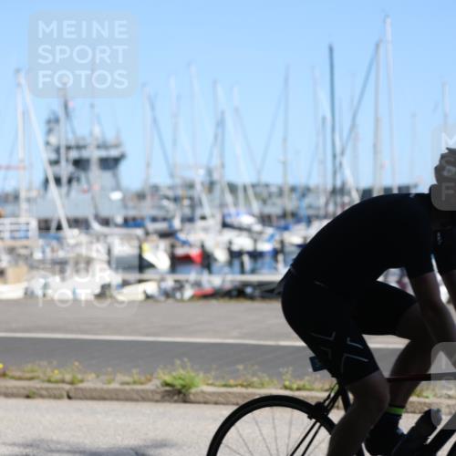 17.08.2025 - KN Förde Triathlon 2025 Yannick Fuchs http://msf.ph/oto/8624591 17.08.2025 11:33:32 Radfahren 311, 329, 339, 341, 343, 371, 374, 613, 633, 638, 642, 280, 284, 296, 327, 350, 601, 642 meine-sportfotos.de