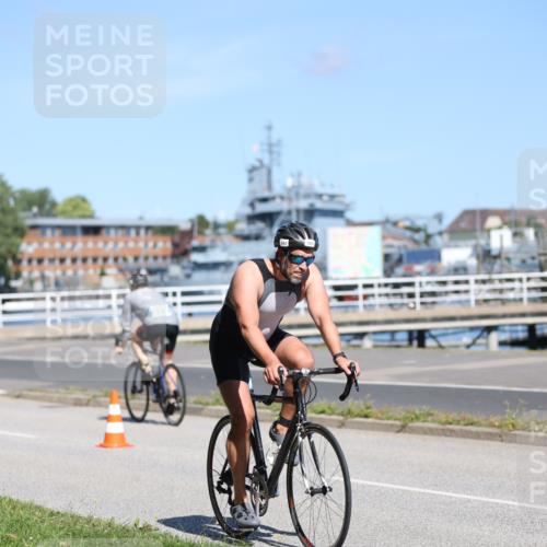 17.08.2025 - KN Förde Triathlon 2025 Yannick Fuchs http://msf.ph/oto/8624604 17.08.2025 11:33:40 Radfahren 293, 306, 343, 356, 374, 389, 613, 638, 311, 339, 341, 371, 633 meine-sportfotos.de