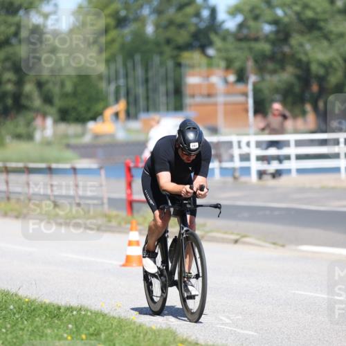 17.08.2025 - KN Förde Triathlon 2025 Yannick Fuchs http://msf.ph/oto/8624630 17.08.2025 11:33:49 Radfahren 281, 288, 306, 356, 370, 389, 293, 343, 356, 389, 613, 638 meine-sportfotos.de