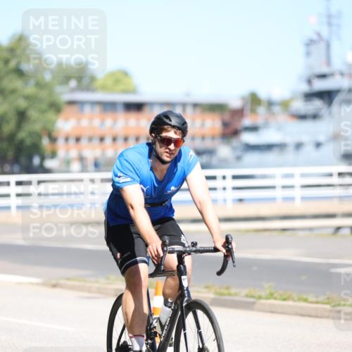 17.08.2025 - KN Förde Triathlon 2025 Yannick Fuchs http://msf.ph/oto/8624661 17.08.2025 11:34:40 Radfahren 303, 309, 328, 348, 360, 363, 365, 608, 616, 632, 300, 632 meine-sportfotos.de