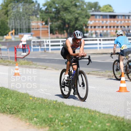 17.08.2025 - KN Förde Triathlon 2025 Yannick Fuchs http://msf.ph/oto/8624696 17.08.2025 11:35:03 Radfahren 284, 295, 349, 372, 617, 643, 271, 296, 372, 619, 633, 642 meine-sportfotos.de