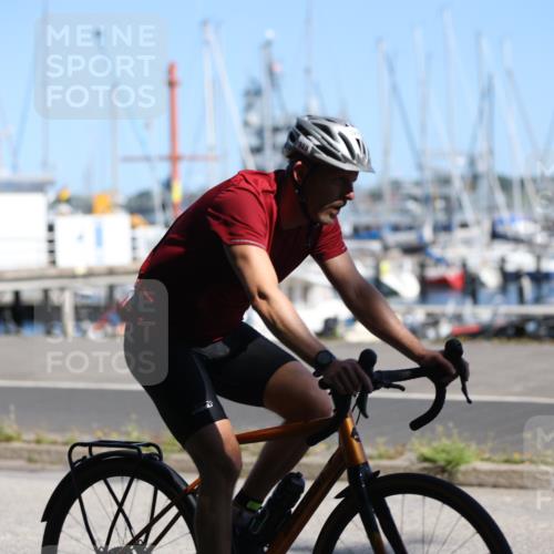 17.08.2025 - KN Förde Triathlon 2025 Yannick Fuchs http://msf.ph/oto/8624713 17.08.2025 11:35:15 Radfahren 329, 345, 350, 371, 374, 601, 610, 613, 638, 617 meine-sportfotos.de