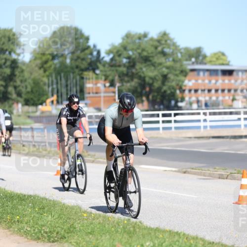 17.08.2025 - KN Förde Triathlon 2025 Yannick Fuchs http://msf.ph/oto/8624716 17.08.2025 11:35:17 Radfahren 329, 345, 350, 371, 374, 601, 610, 613, 638, 350, 617 meine-sportfotos.de