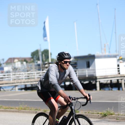17.08.2025 - KN Förde Triathlon 2025 Yannick Fuchs http://msf.ph/oto/8624725 17.08.2025 11:35:19 Radfahren 323, 345, 371, 374, 601, 613, 638, 329, 350, 610, 617 meine-sportfotos.de