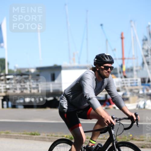 17.08.2025 - KN Förde Triathlon 2025 Yannick Fuchs http://msf.ph/oto/8624726 17.08.2025 11:35:19 Radfahren 323, 345, 371, 374, 601, 613, 638, 329, 350, 610, 617 meine-sportfotos.de