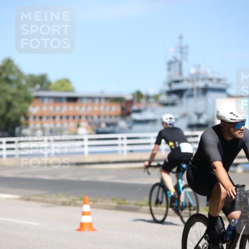 17.08.2025 - KN Förde Triathlon 2025 Yannick Fuchs http://msf.ph/oto/8624730 17.08.2025 11:35:21 Radfahren 323, 371, 374, 601, 613, 638, 329, 345, 350, 610, 638 meine-sportfotos.de