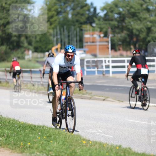 17.08.2025 - KN Förde Triathlon 2025 Yannick Fuchs http://msf.ph/oto/8624758 17.08.2025 11:35:43 Radfahren 307, 310, 330, 380, 384, 609, 288, 308, 370, 373, 614, 629 meine-sportfotos.de