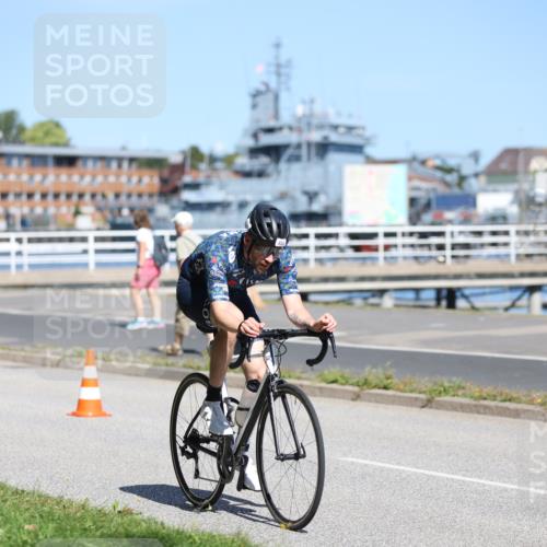 17.08.2025 - KN Förde Triathlon 2025 Yannick Fuchs http://msf.ph/oto/8624770 17.08.2025 11:35:49 Radfahren 330, 384, 307, 310, 380, 609 meine-sportfotos.de