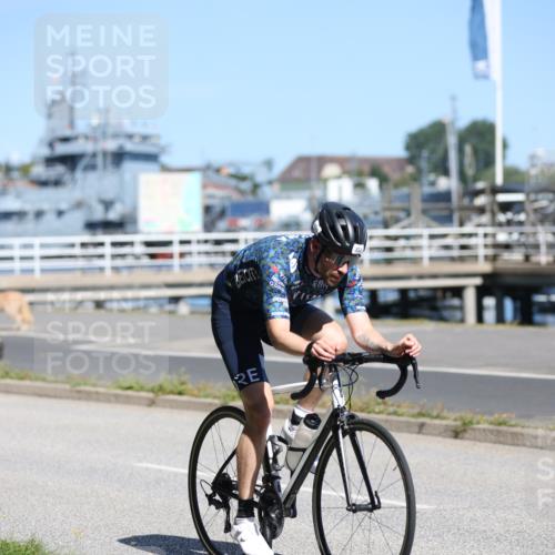 17.08.2025 - KN Förde Triathlon 2025 Yannick Fuchs http://msf.ph/oto/8624771 17.08.2025 11:35:49 Radfahren 330, 384, 307, 310, 380, 609 meine-sportfotos.de