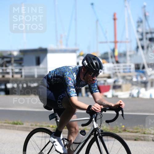 17.08.2025 - KN Förde Triathlon 2025 Yannick Fuchs http://msf.ph/oto/8624773 17.08.2025 11:35:49 Radfahren 330, 384, 307, 310, 380, 609 meine-sportfotos.de