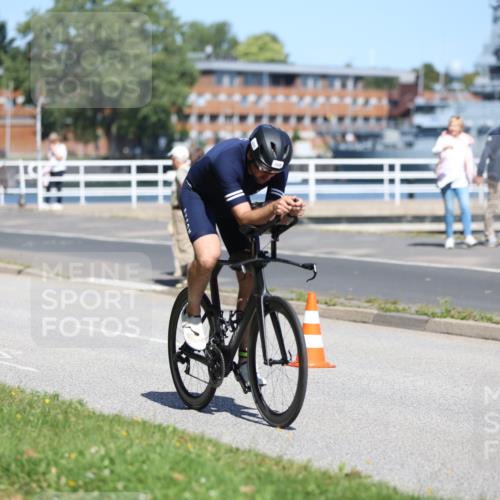 17.08.2025 - KN Förde Triathlon 2025 Yannick Fuchs http://msf.ph/oto/8624782 17.08.2025 11:36:06 Radfahren 300, 309, 326, 352, 608, 612, 635, 368 meine-sportfotos.de