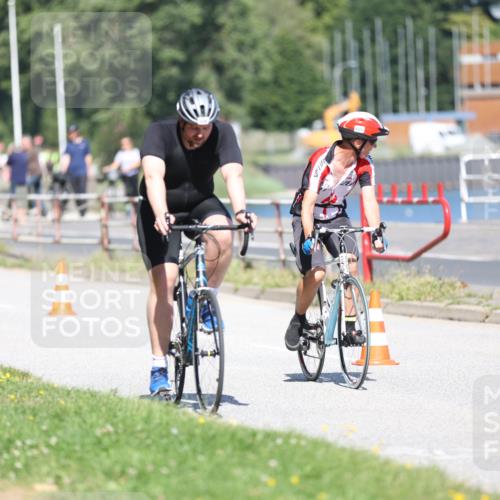 17.08.2025 - KN Förde Triathlon 2025 Yannick Fuchs http://msf.ph/oto/8624787 17.08.2025 11:36:09 Radfahren 300, 309, 326, 352, 612, 635, 608 meine-sportfotos.de