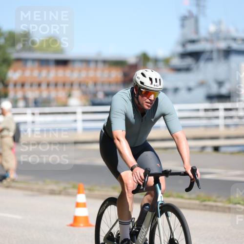 17.08.2025 - KN Förde Triathlon 2025 Yannick Fuchs http://msf.ph/oto/8624827 17.08.2025 11:36:30 Radfahren 285, 295, 297, 303, 351, 353, 354, 618, 621, 623, 643, 285, 303, 622 meine-sportfotos.de