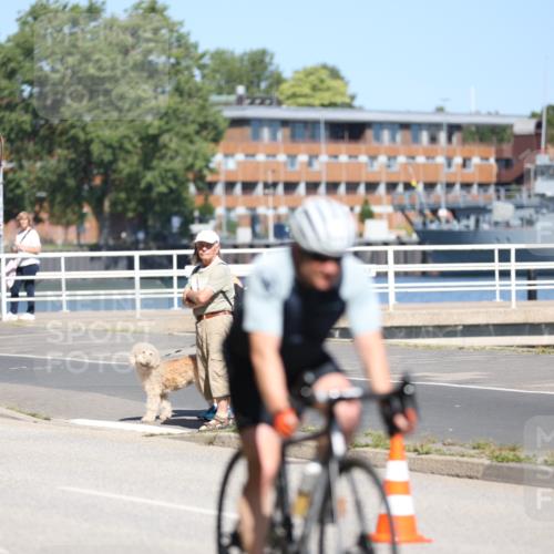 17.08.2025 - KN Förde Triathlon 2025 Yannick Fuchs http://msf.ph/oto/8624842 17.08.2025 11:36:36 Radfahren 295, 297, 353, 354, 623, 625, 285, 295, 297, 303, 351, 618, 621, 643 meine-sportfotos.de