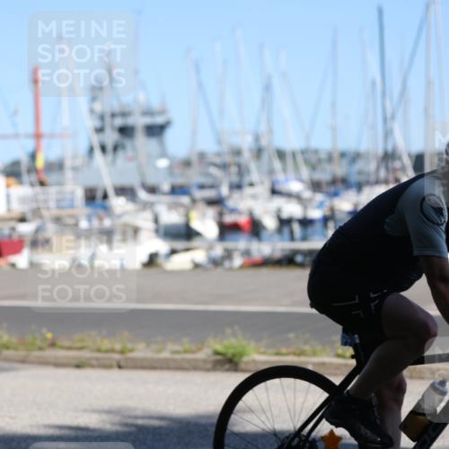17.08.2025 - KN Förde Triathlon 2025 Yannick Fuchs http://msf.ph/oto/8624848 17.08.2025 11:36:37 Radfahren 353, 354, 372, 619, 623, 625, 295, 297, 351, 618, 621, 643 meine-sportfotos.de