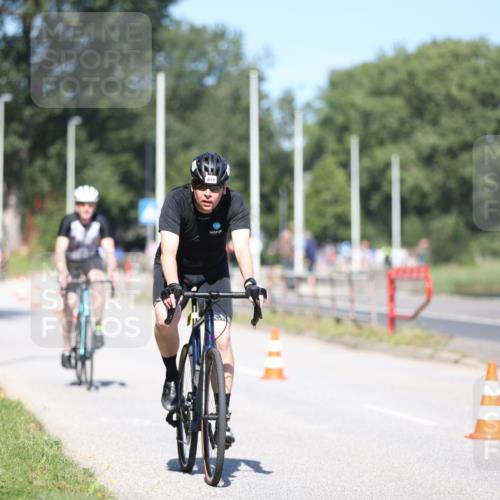 17.08.2025 - KN Förde Triathlon 2025 Yannick Fuchs http://msf.ph/oto/8624863 17.08.2025 11:37:02 Radfahren 282, 294, 345, 610, 617, 626, 627, 294, 323, 349 meine-sportfotos.de