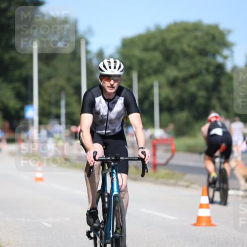 17.08.2025 - KN Förde Triathlon 2025 Yannick Fuchs http://msf.ph/oto/8624868 17.08.2025 11:37:03 Radfahren 282, 345, 610, 617, 626, 627, 294, 323, 349 meine-sportfotos.de