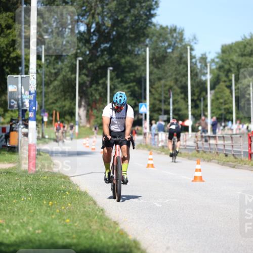 17.08.2025 - KN Förde Triathlon 2025 Yannick Fuchs http://msf.ph/oto/8624871 17.08.2025 11:37:06 Radfahren 282, 310, 345, 610, 617, 626, 627, 629, 282, 294, 617 meine-sportfotos.de