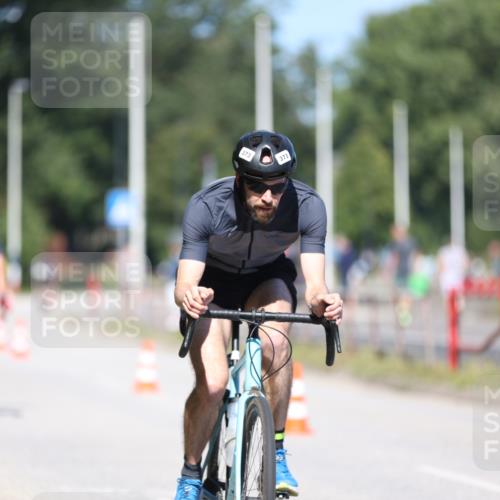17.08.2025 - KN Förde Triathlon 2025 Yannick Fuchs http://msf.ph/oto/8624888 17.08.2025 11:37:19 Radfahren 373, 377, 609, 615, 310, 629 meine-sportfotos.de