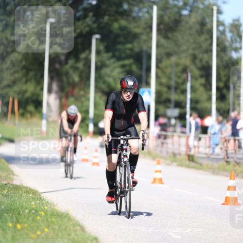 17.08.2025 - KN Förde Triathlon 2025 Yannick Fuchs http://msf.ph/oto/8624904 17.08.2025 11:37:30 Radfahren 308, 332, 368, 380, 606, 614, 377, 609 meine-sportfotos.de