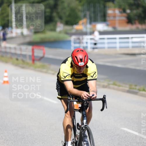 17.08.2025 - KN Förde Triathlon 2025 Yannick Fuchs http://msf.ph/oto/8624923 17.08.2025 11:38:48 Radfahren 282, 304, 615, 626, 627, 335, 340 meine-sportfotos.de