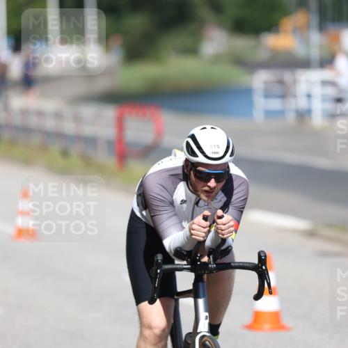 17.08.2025 - KN Förde Triathlon 2025 Yannick Fuchs http://msf.ph/oto/8624932 17.08.2025 11:38:53 Radfahren 304, 615, 627, 282, 304, 626 meine-sportfotos.de