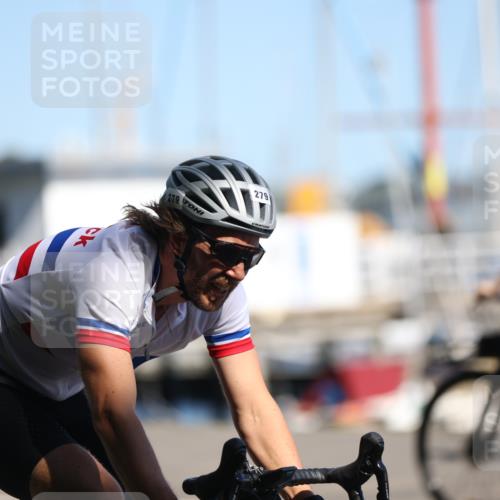 17.08.2025 - KN Förde Triathlon 2025 Yannick Fuchs http://msf.ph/oto/8625015 17.08.2025 11:41:18 Radfahren 279, 324, 604, 628, 387 meine-sportfotos.de
