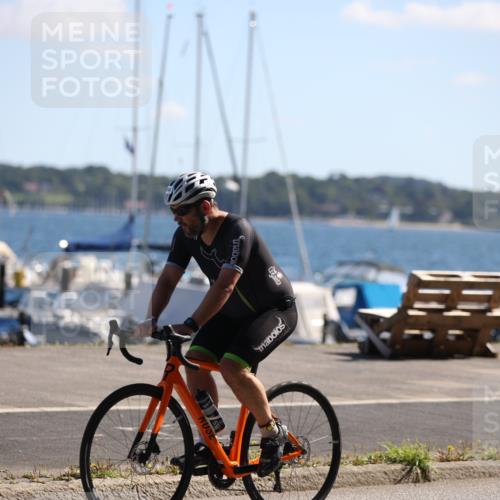 17.08.2025 - KN Förde Triathlon 2025 Yannick Fuchs http://msf.ph/oto/8625057 17.08.2025 11:42:18 Radfahren 302, 316, 364, 605, 632, 321, 327, 341, 605 meine-sportfotos.de