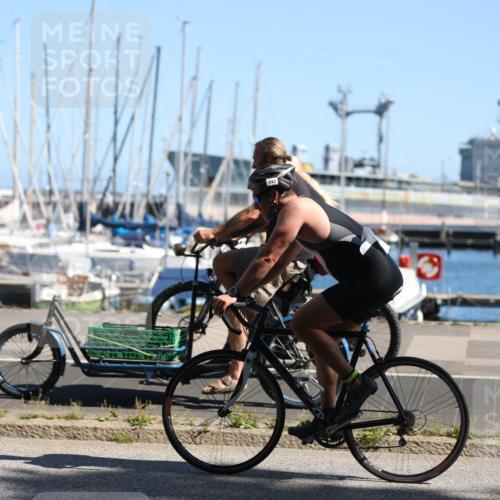 17.08.2025 - KN Förde Triathlon 2025 Yannick Fuchs http://msf.ph/oto/8625073 17.08.2025 11:42:34 Radfahren 318, 325, 343, 387, 390, 385 meine-sportfotos.de