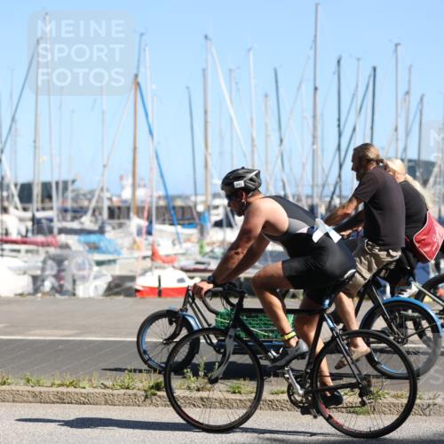 17.08.2025 - KN Förde Triathlon 2025 Yannick Fuchs http://msf.ph/oto/8625074 17.08.2025 11:42:35 Radfahren 318, 325, 343, 387, 390, 385 meine-sportfotos.de