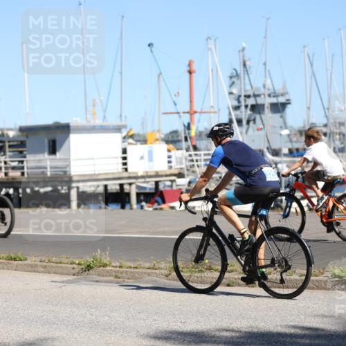17.08.2025 - KN Förde Triathlon 2025 Yannick Fuchs http://msf.ph/oto/8625078 17.08.2025 11:42:37 Radfahren 318, 325, 387, 390, 602, 325, 343, 385 meine-sportfotos.de