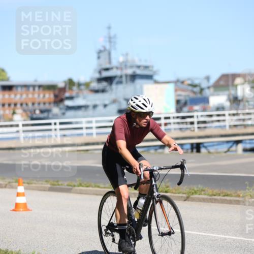 17.08.2025 - KN Förde Triathlon 2025 Yannick Fuchs http://msf.ph/oto/8625089 17.08.2025 11:42:44 Radfahren 387, 390, 602, 634, 642, 318 meine-sportfotos.de