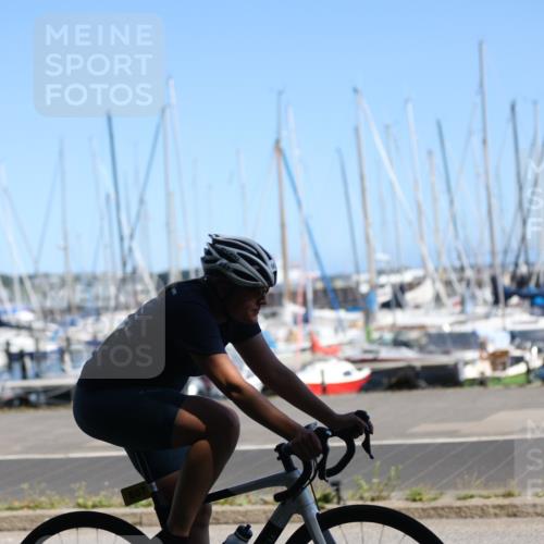 17.08.2025 - KN Förde Triathlon 2025 Yannick Fuchs http://msf.ph/oto/8625128 17.08.2025 11:43:46 Radfahren 327, 338, 341, 348, 362, 376, 607, 613, 632, 638, 339 meine-sportfotos.de
