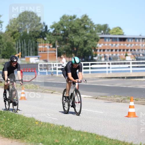 17.08.2025 - KN Förde Triathlon 2025 Yannick Fuchs http://msf.ph/oto/8625131 17.08.2025 11:43:49 Radfahren 327, 338, 341, 348, 360, 362, 607, 613, 632, 638, 339, 376, 607 meine-sportfotos.de