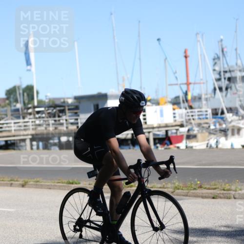17.08.2025 - KN Förde Triathlon 2025 Yannick Fuchs http://msf.ph/oto/8625136 17.08.2025 11:43:51 Radfahren 311, 327, 338, 341, 348, 360, 362, 613, 632, 638, 376, 607 meine-sportfotos.de