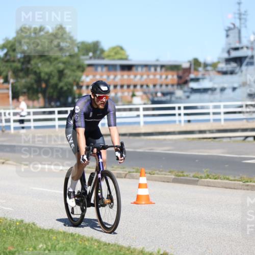17.08.2025 - KN Förde Triathlon 2025 Yannick Fuchs http://msf.ph/oto/8625174 17.08.2025 11:44:17 Radfahren 325, 329, 343, 350, 371, 642, 343, 374 meine-sportfotos.de