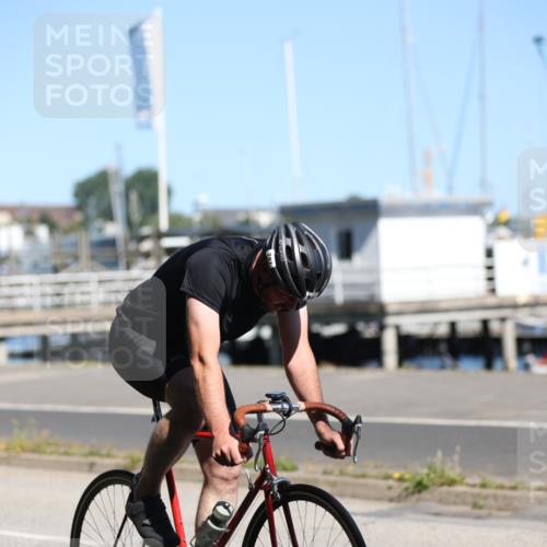 17.08.2025 - KN Förde Triathlon 2025 Yannick Fuchs http://msf.ph/oto/8625196 17.08.2025 11:44:35 Radfahren 291, 328, 330, 356, 370, 379, 385, 616 meine-sportfotos.de