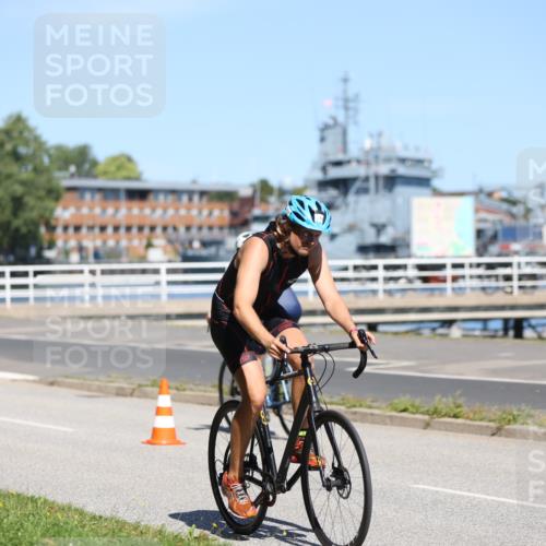 17.08.2025 - KN Förde Triathlon 2025 Yannick Fuchs http://msf.ph/oto/8625199 17.08.2025 11:44:37 Radfahren 291, 330, 356, 370, 375, 379, 328, 356, 385, 616 meine-sportfotos.de