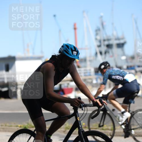 17.08.2025 - KN Förde Triathlon 2025 Yannick Fuchs http://msf.ph/oto/8625201 17.08.2025 11:44:38 Radfahren 291, 330, 370, 375, 379, 291, 328, 330, 356, 616 meine-sportfotos.de