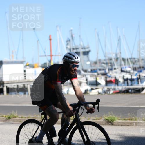 17.08.2025 - KN Förde Triathlon 2025 Yannick Fuchs http://msf.ph/oto/8625207 17.08.2025 11:44:49 Radfahren 293, 375, 370, 375 meine-sportfotos.de