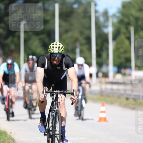 17.08.2025 - KN Förde Triathlon 2025 Yannick Fuchs http://msf.ph/oto/8625265 17.08.2025 11:46:05 Radfahren 326, 328, 329, 350, 363, 371, 372, 609, 619, 311, 372, 374, 619 meine-sportfotos.de