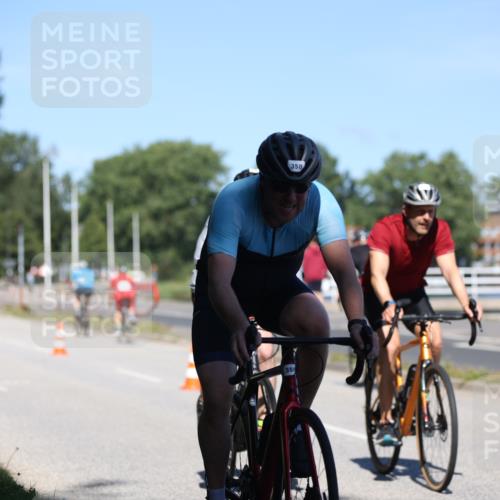 17.08.2025 - KN Förde Triathlon 2025 Yannick Fuchs http://msf.ph/oto/8625275 17.08.2025 11:46:08 Radfahren 328, 329, 330, 350, 363, 371, 609, 326, 372, 619 meine-sportfotos.de