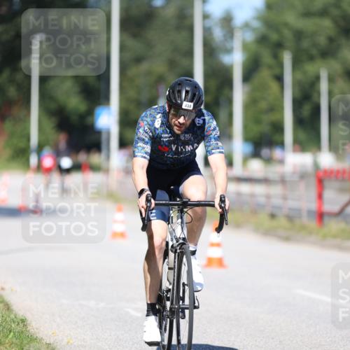 17.08.2025 - KN Förde Triathlon 2025 Yannick Fuchs http://msf.ph/oto/8625279 17.08.2025 11:46:15 Radfahren 330, 356, 328, 329, 350, 363, 371, 609 meine-sportfotos.de