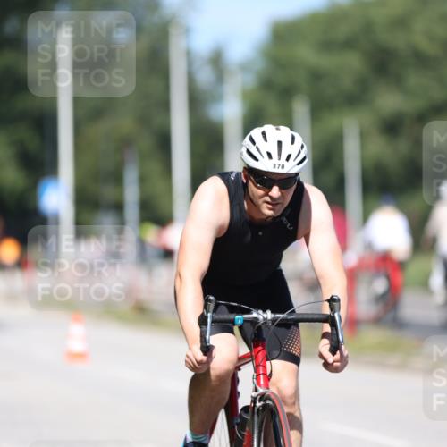 17.08.2025 - KN Förde Triathlon 2025 Yannick Fuchs http://msf.ph/oto/8625295 17.08.2025 11:46:28 Radfahren 345, 349, 370, 373, 617, 345, 356 meine-sportfotos.de