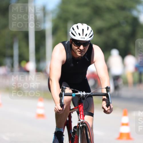 17.08.2025 - KN Förde Triathlon 2025 Yannick Fuchs http://msf.ph/oto/8625296 17.08.2025 11:46:28 Radfahren 345, 349, 370, 373, 617, 345, 356 meine-sportfotos.de