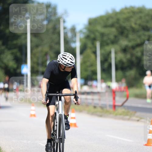 17.08.2025 - KN Förde Triathlon 2025 Yannick Fuchs http://msf.ph/oto/8625312 17.08.2025 11:47:24 Radfahren 285, 354, 368, 614, 623, 629, 630, 635, 639, 365 meine-sportfotos.de