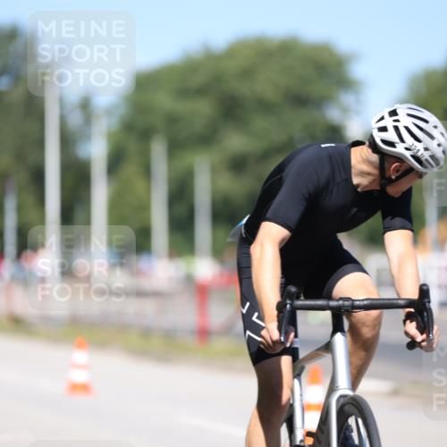 17.08.2025 - KN Förde Triathlon 2025 Yannick Fuchs http://msf.ph/oto/8625314 17.08.2025 11:47:25 Radfahren 285, 353, 354, 368, 614, 623, 629, 630, 635, 639 meine-sportfotos.de