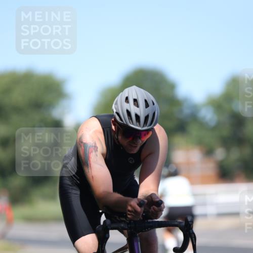 17.08.2025 - KN Förde Triathlon 2025 Yannick Fuchs http://msf.ph/oto/8625322 17.08.2025 11:47:28 Radfahren 285, 353, 354, 368, 614, 624, 629, 630, 635, 639, 354, 623, 639 meine-sportfotos.de